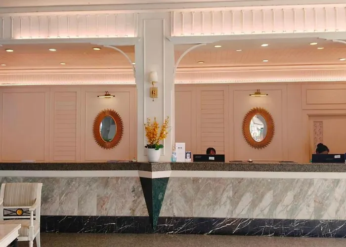 Seapine Beach Golf And Resort Hua Hin